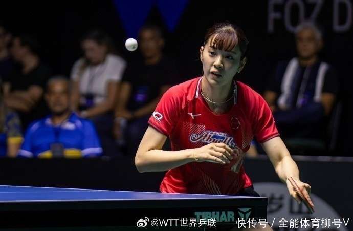 爱游戏-Rookie在巴塞罗那比赛中比赛局势复杂，最后时刻胜出引发热议！(场场mvp场场输)