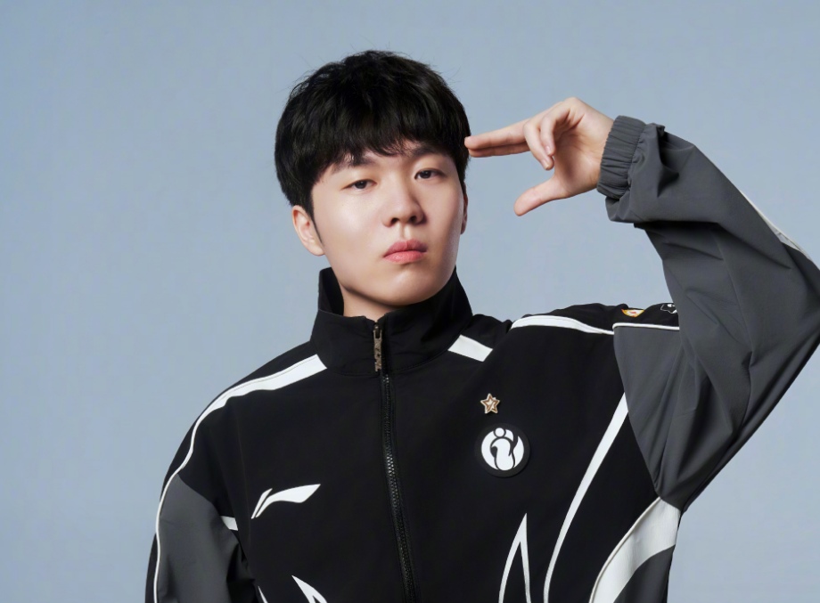 爱游戏体育-包含Rookie巅峰对决，Doinb与90激战IG分钟，比分优势明显胜负难料！的词条